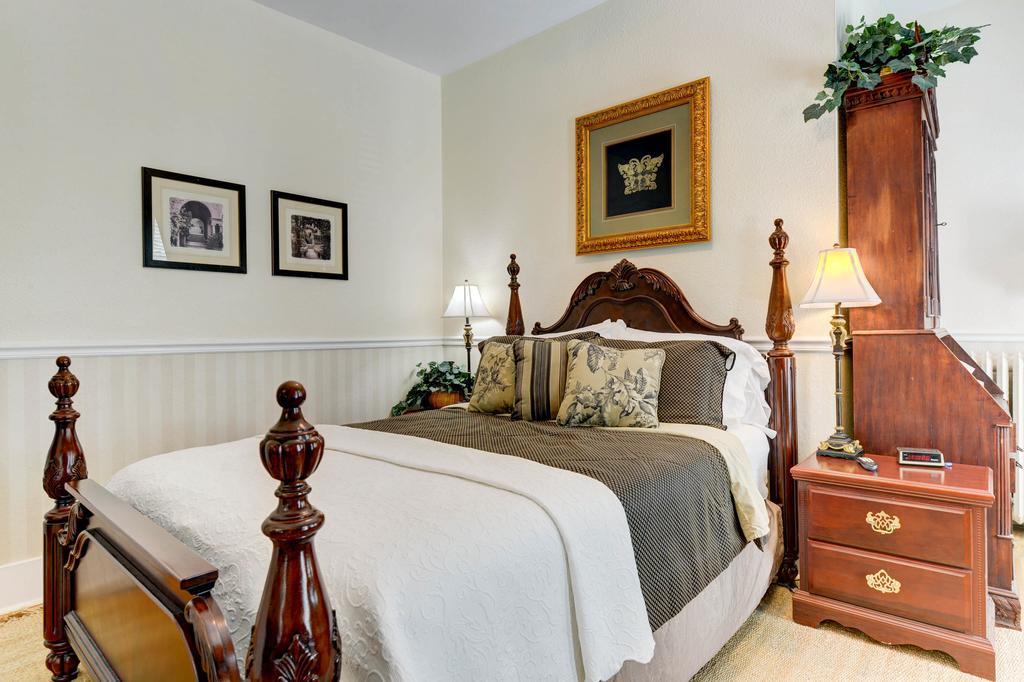 The St. Mary'S Inn, Bed And Breakfast Колорадо Спрингс Екстериор снимка