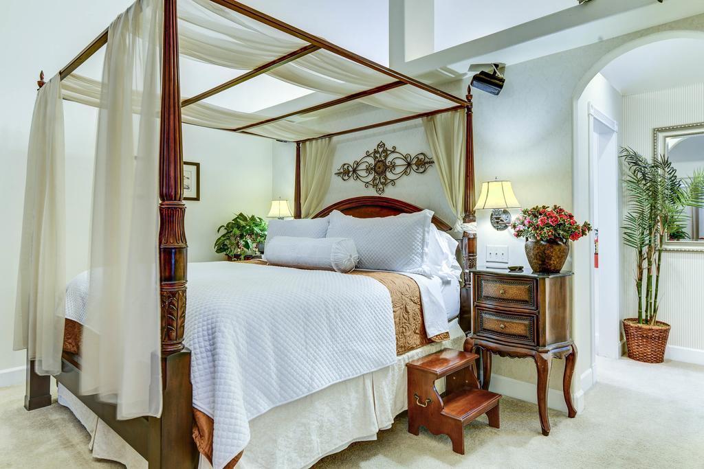 The St. Mary'S Inn, Bed And Breakfast Колорадо Спрингс Екстериор снимка