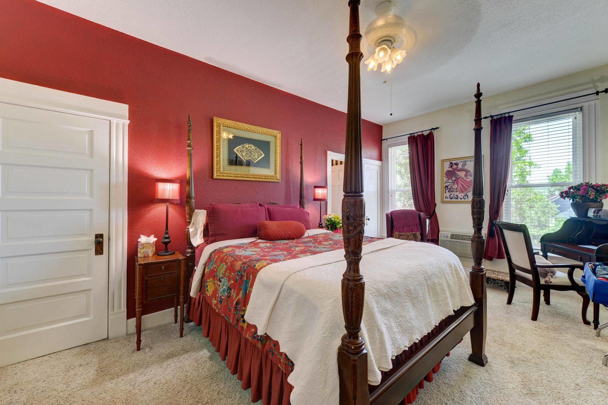 The St. Mary'S Inn, Bed And Breakfast Колорадо Спрингс Екстериор снимка
